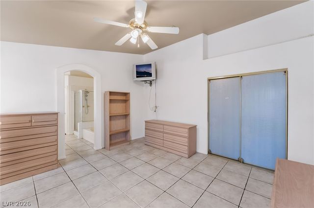 7104 Junction Village Avenue, Las Vegas, NV 89129