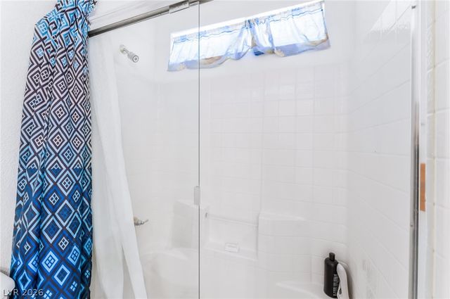 7104 Junction Village Avenue, Las Vegas, NV 89129