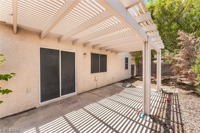 7104 Junction Village Avenue, Las Vegas, NV 89129