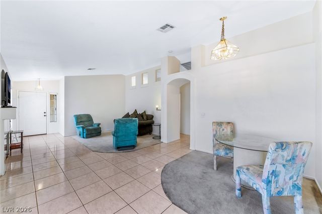 7104 Junction Village Avenue, Las Vegas, NV 89129