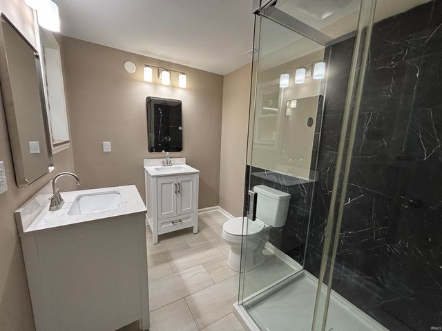 3232 Chancellor Drive, Fort Wayne, IN 46815