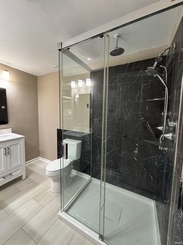 3232 Chancellor Drive, Fort Wayne, IN 46815