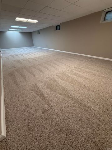 3232 Chancellor Drive, Fort Wayne, IN 46815