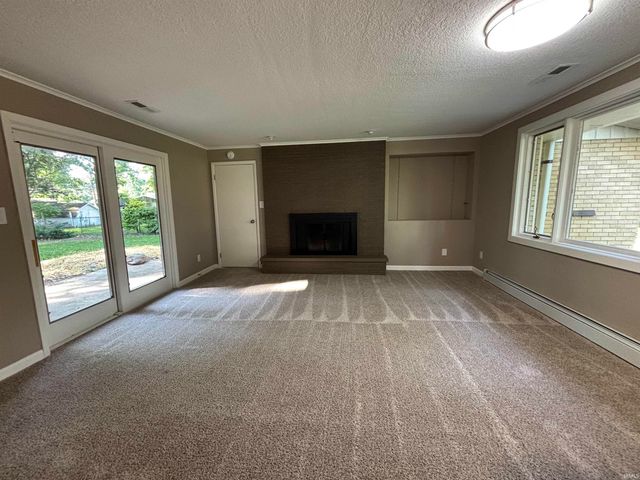 3232 Chancellor Drive, Fort Wayne, IN 46815