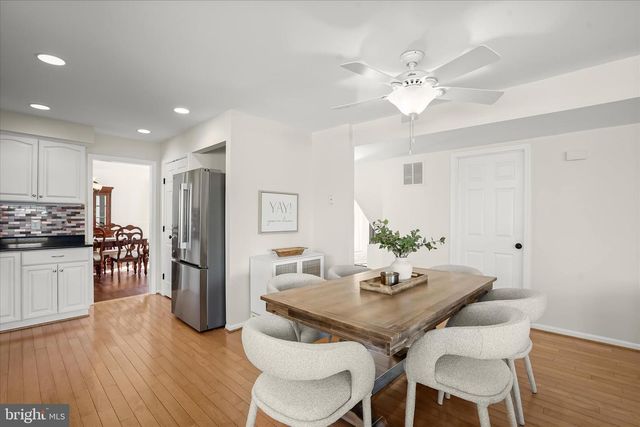 102 EVERGREEN ST, Sterling, VA 20164