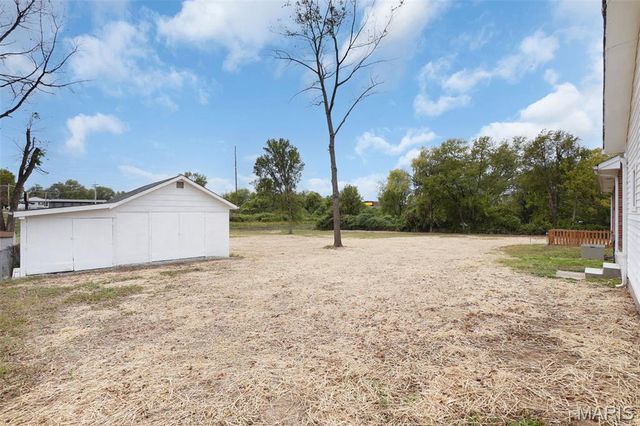 316 Harding Avenue, Maryland Heights, MO 63043