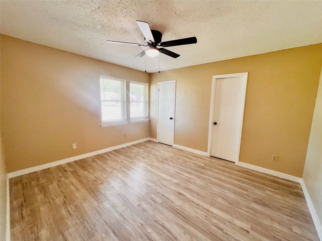 2213 E Biscayne Drive, Irving, TX 75060