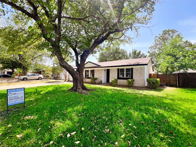 2213 E Biscayne Drive, Irving, TX 75060