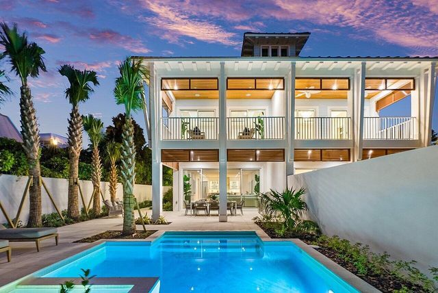909 Bond Way, Delray Beach, FL 33483