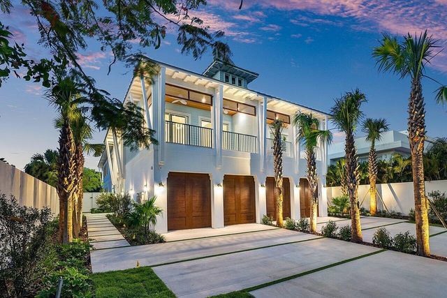 909 Bond Way, Delray Beach, FL 33483