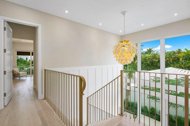 909 Bond Way, Delray Beach, FL 33483