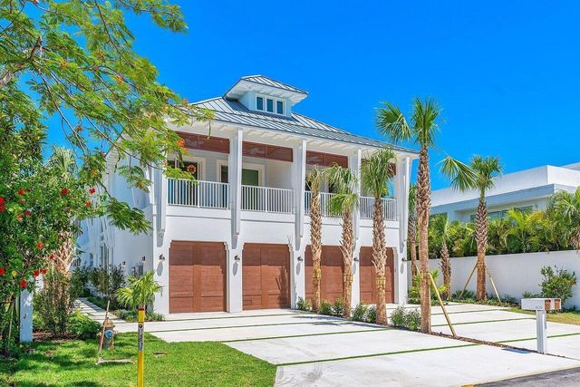 909 Bond Way, Delray Beach, FL 33483