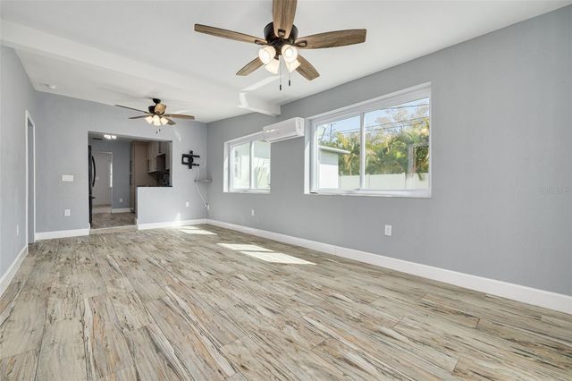 4608 30TH AVENUE N, St Petersburg, FL 33713