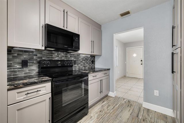 4608 30TH AVENUE N, St Petersburg, FL 33713