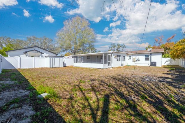 4608 30TH AVENUE N, St Petersburg, FL 33713