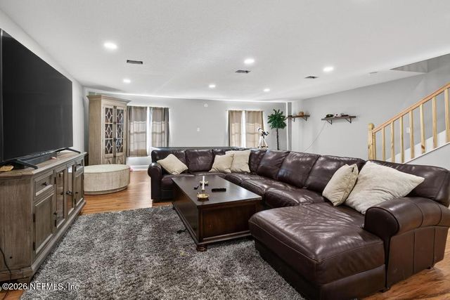 4266 HILLWOOD Road, Jacksonville, FL 32223