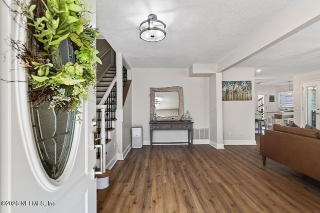 4266 HILLWOOD Road, Jacksonville, FL 32223