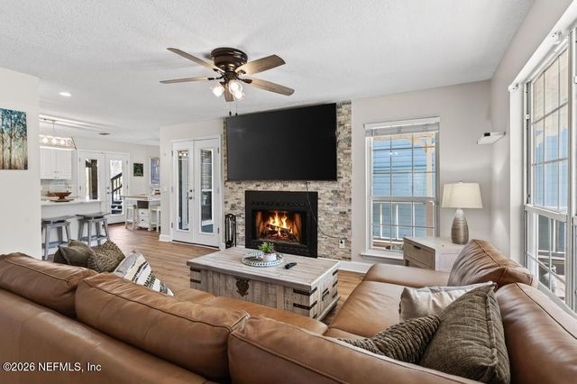 4266 HILLWOOD Road, Jacksonville, FL 32223