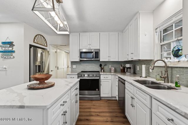 4266 HILLWOOD Road, Jacksonville, FL 32223