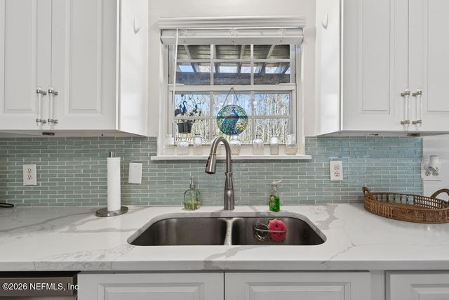 4266 HILLWOOD Road, Jacksonville, FL 32223