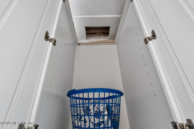 4266 HILLWOOD Road, Jacksonville, FL 32223