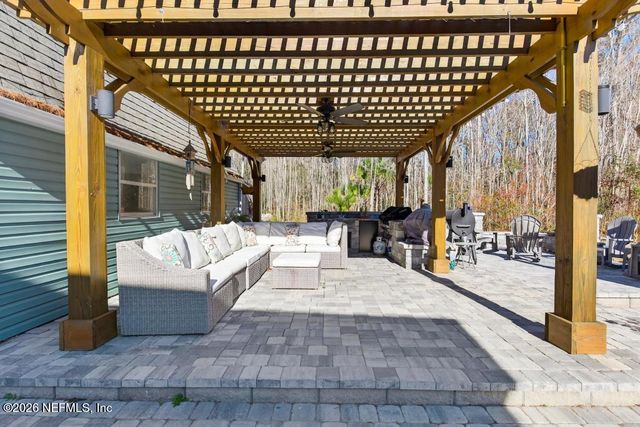 4266 HILLWOOD Road, Jacksonville, FL 32223