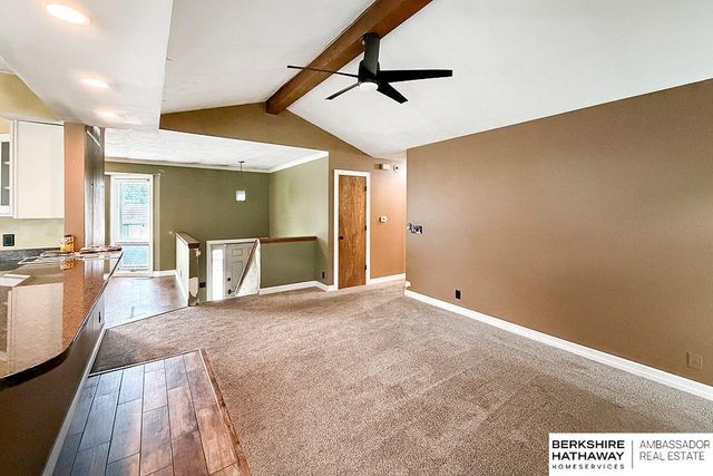 6005 N 109th Street, Omaha, NE 68164