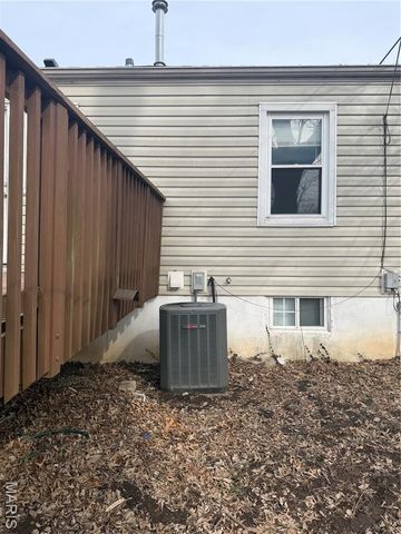 9720 Lilly Jean Drive, St Louis, MO 63134