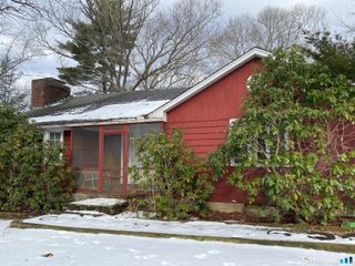 17 Mauweehoo Hill, Sherman, CT 06784