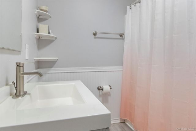 37 W Deer Trail, Pawling, NY 12564