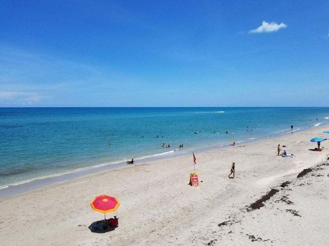 6872 Australian Street, Jupiter, FL 33458