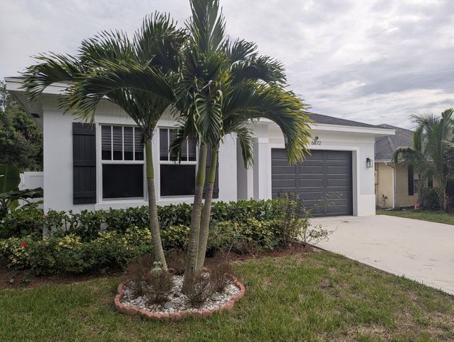 6872 Australian Street, Jupiter, FL 33458