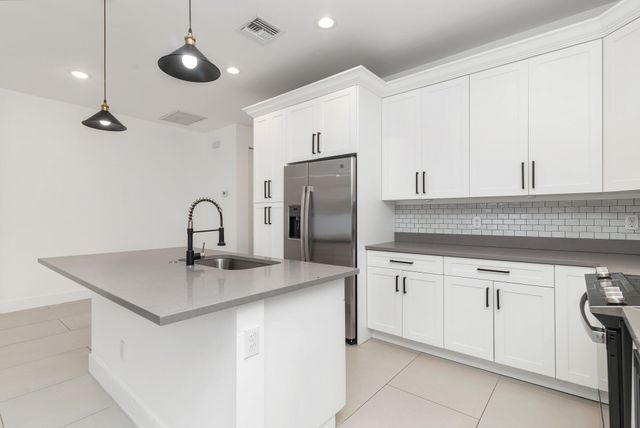 6872 Australian Street, Jupiter, FL 33458