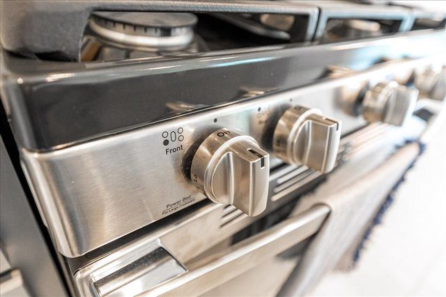 6205 NW Sweetwood Drive, Port St. Lucie, Port St Lucie, FL 34987