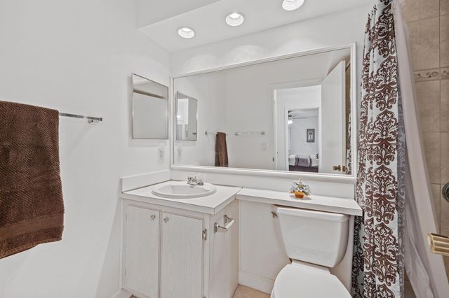 3622 La Playas Court B-2, Greenacres, FL 33463