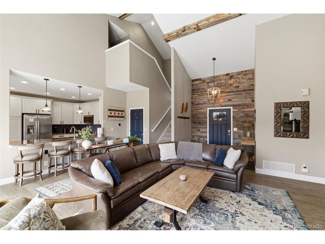 245 E Coyote Ct, Silverthorne, CO 80498