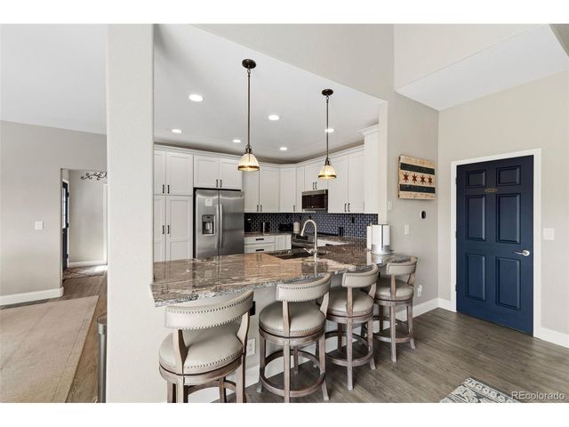 245 E Coyote Ct, Silverthorne, CO 80498