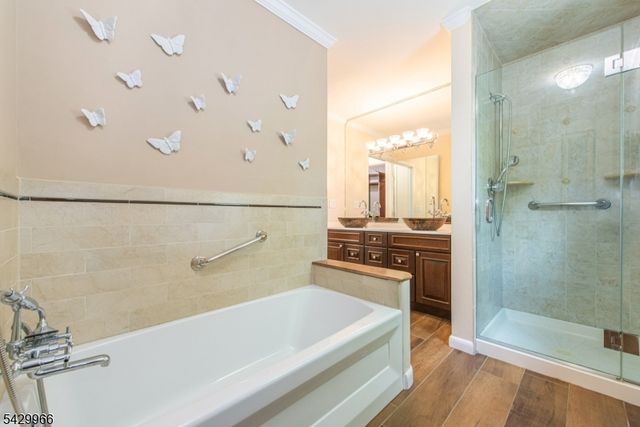 2 Spruce Ln, Harding Twp., NJ 07960