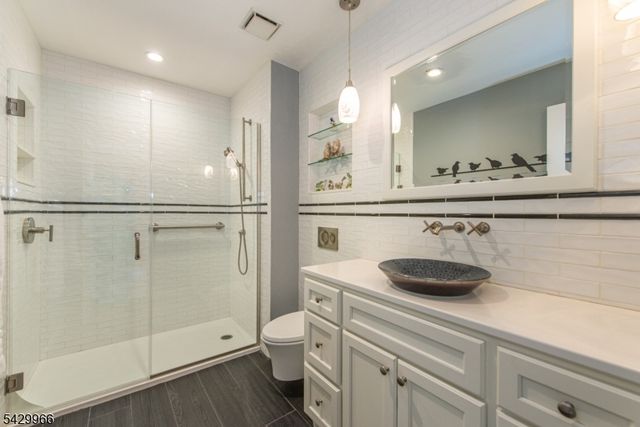 2 Spruce Ln, Harding Twp., NJ 07960