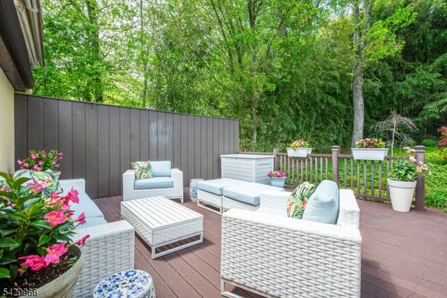 2 Spruce Ln, Harding Twp., NJ 07960