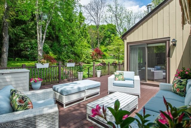 2 Spruce Ln, Harding Twp., NJ 07960