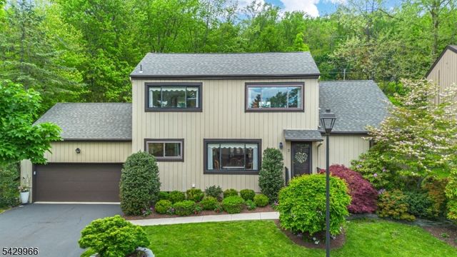 2 Spruce Ln, Harding Twp., NJ 07960