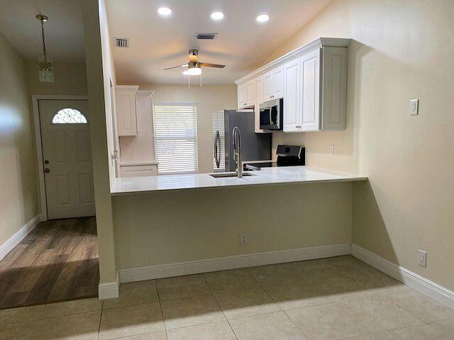 5085 Bottlebrush Street, Delray Beach, FL 33484