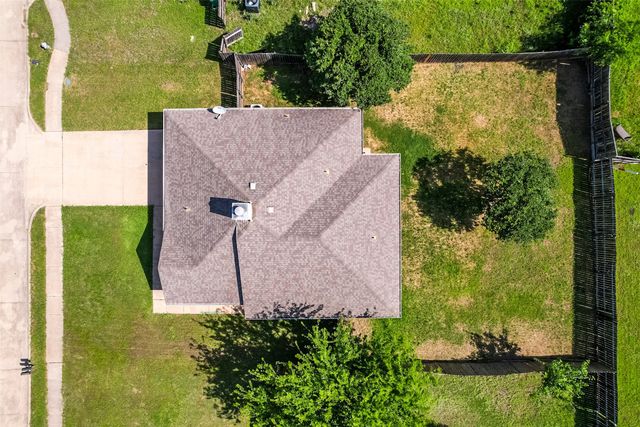 1322 Indian Wells Trail, Midlothian, TX 76065