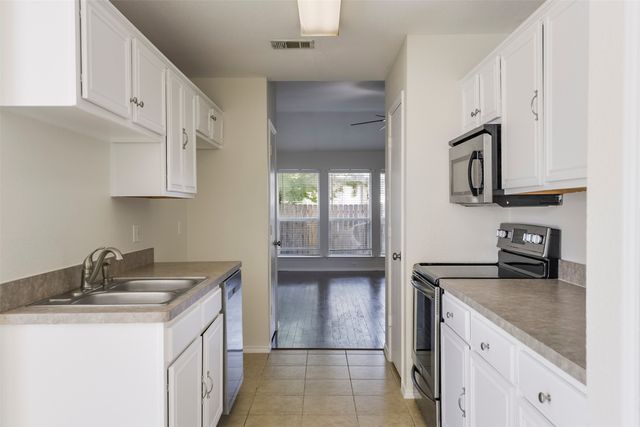 1322 Indian Wells Trail, Midlothian, TX 76065