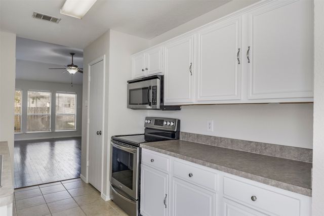 1322 Indian Wells Trail, Midlothian, TX 76065