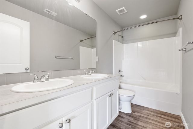 10185 33rd Place NE, Lake Stevens, WA 98258