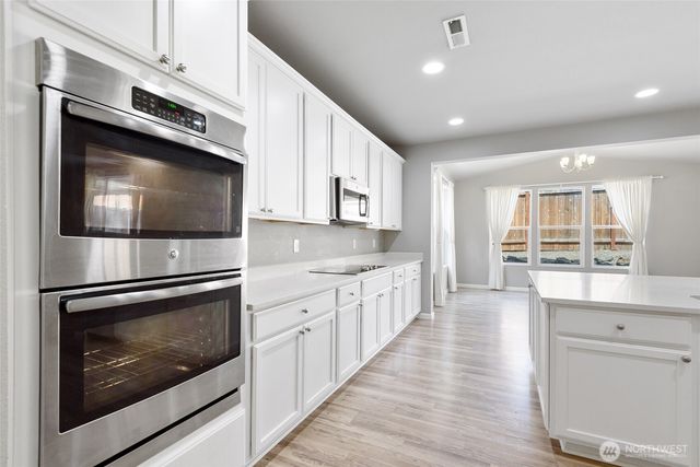 10185 33rd Place NE, Lake Stevens, WA 98258