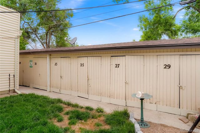 10717 W 38th Avenue, Wheat Ridge, CO 80033
