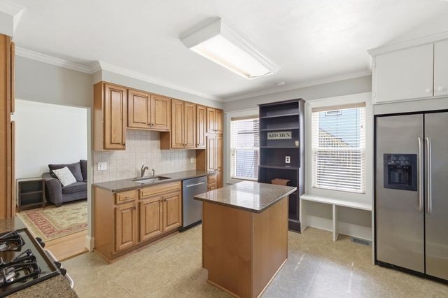 127 Winslow Ave 127, Norwood, MA 02062